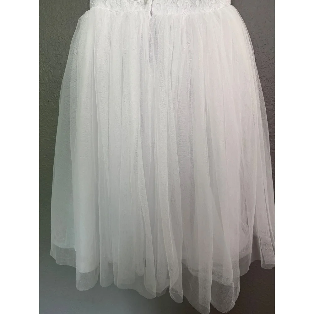 Davids Bridal Girls White Lace and Tulle Flower Girl Dress Size 5 Formal Wedding - Picture 4 of 6